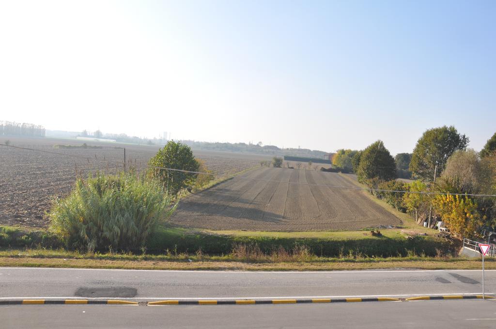 Parco Urbano Apartment Ferrara Ruang foto